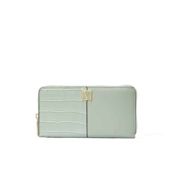 Victoria's Secret The Victoria Croc Wallet Green One Size NEW - Picture 1 of 3